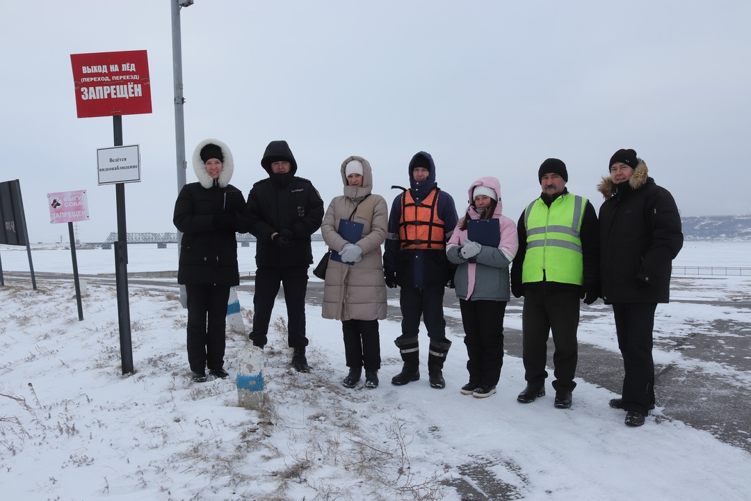 Администрация Заволжского района составила сразу семь протоколов за выход на неокрепший лёд.