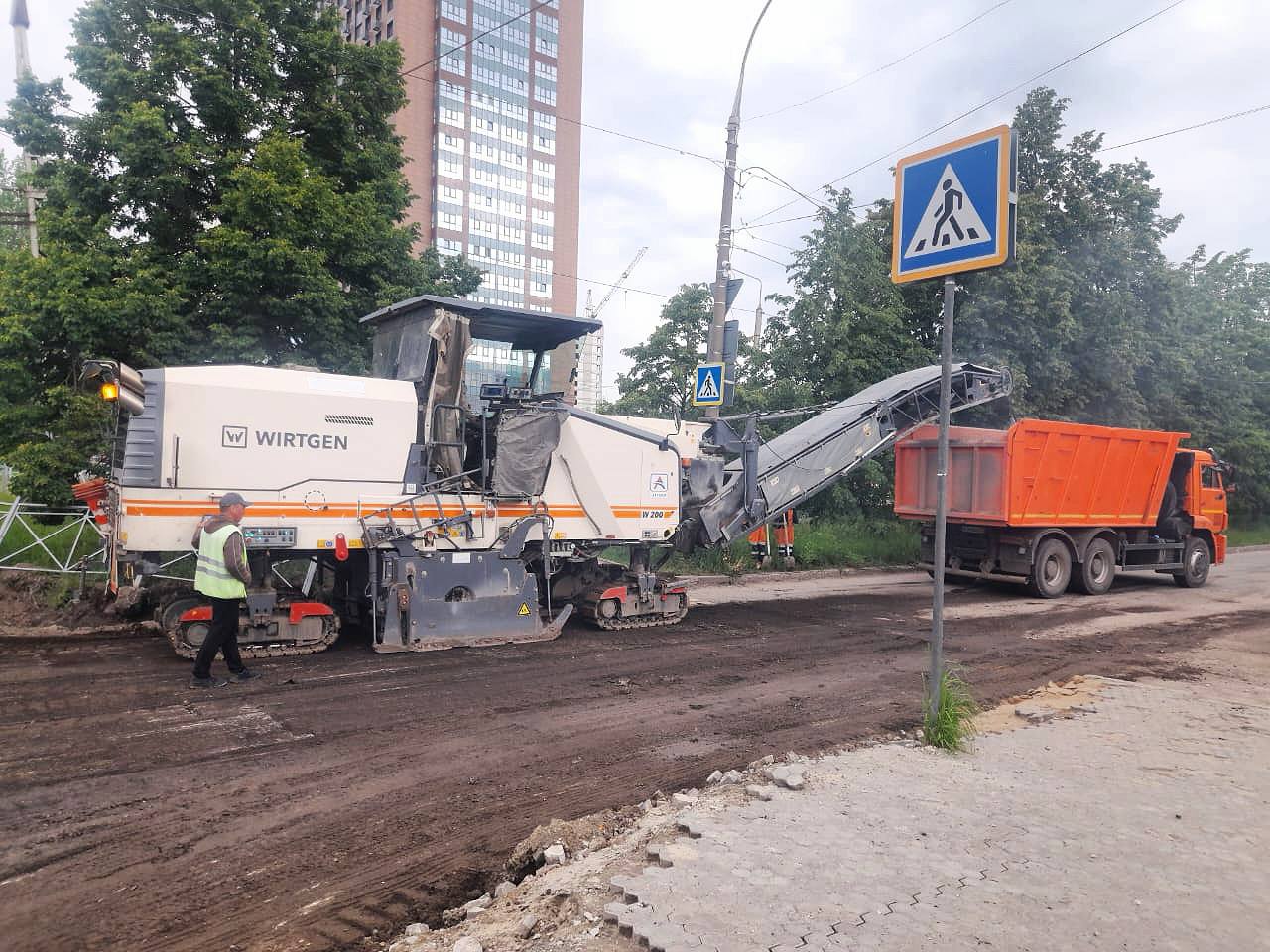 В Заволжском районе развивают дорожную инфраструктуру.